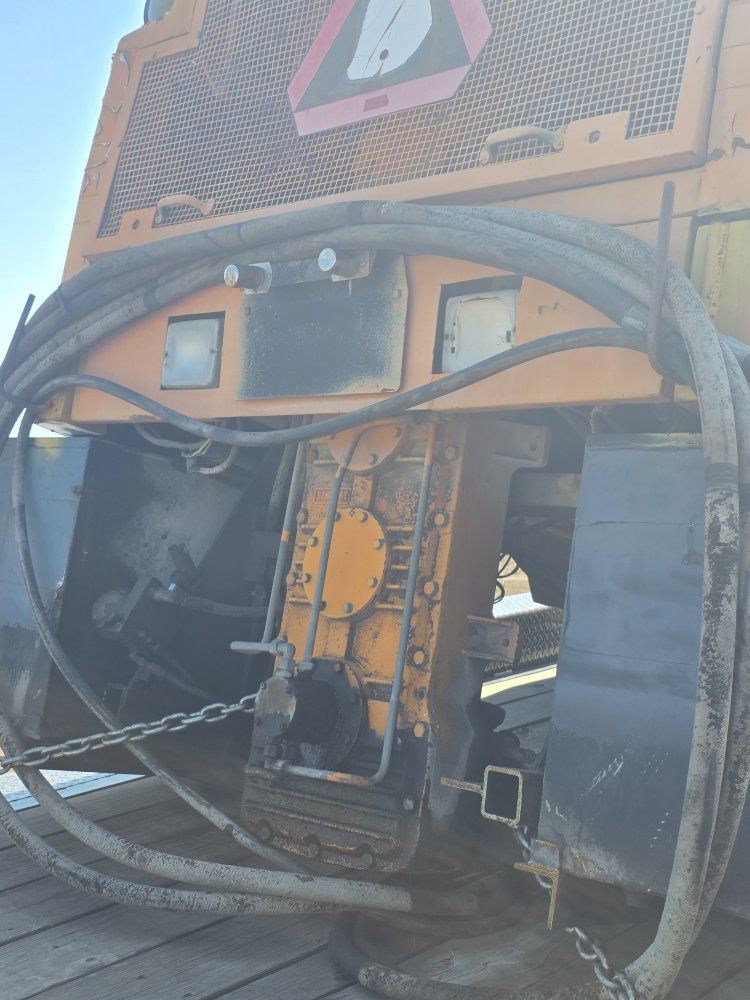 Main image 3