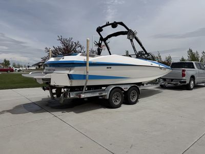 2011 Axis A22