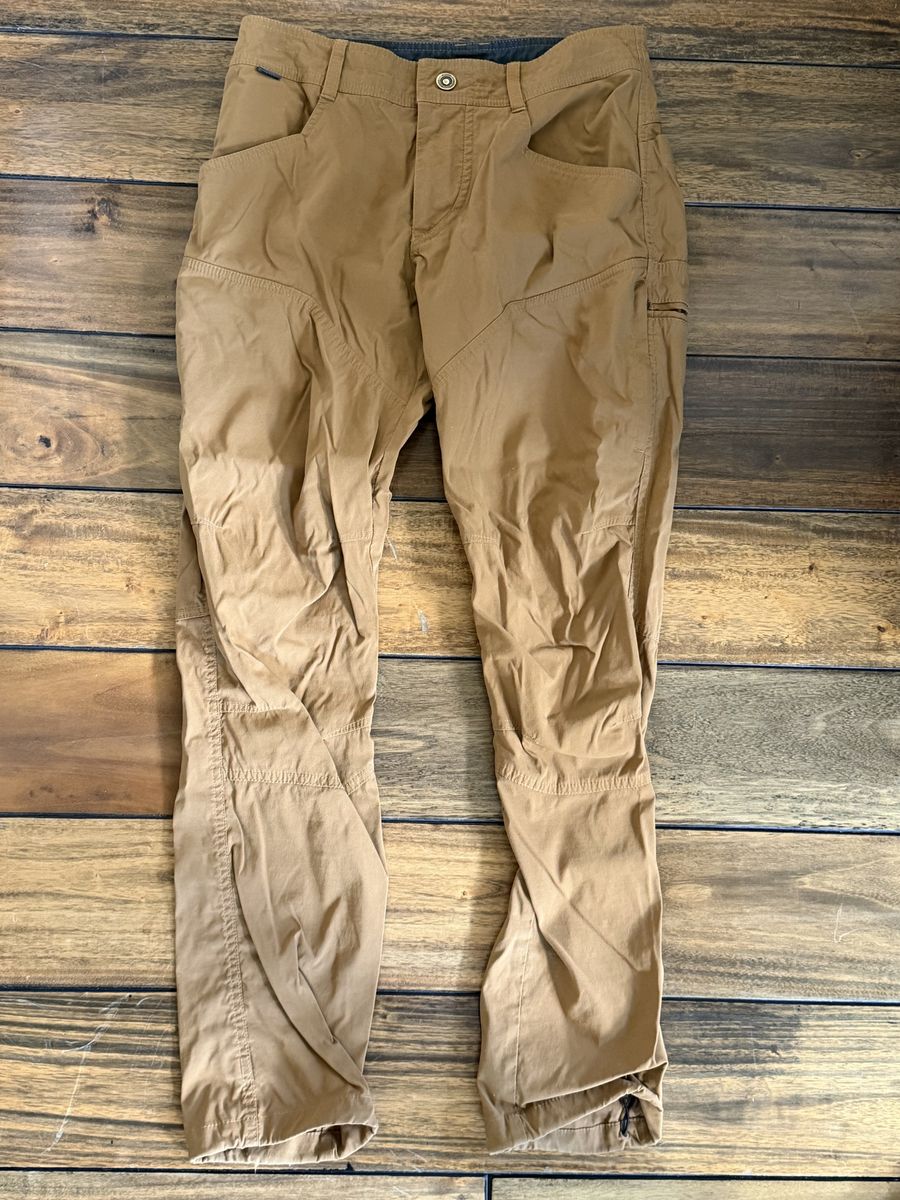 KUHL Men's Renegade Cargo Hiking Pants - Size 30x32, Khaki/Brown, Quick-Dry