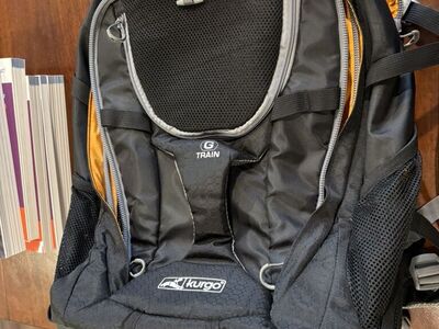 Kurgo G-Train Dog Carrier Backpack, Great Conditio