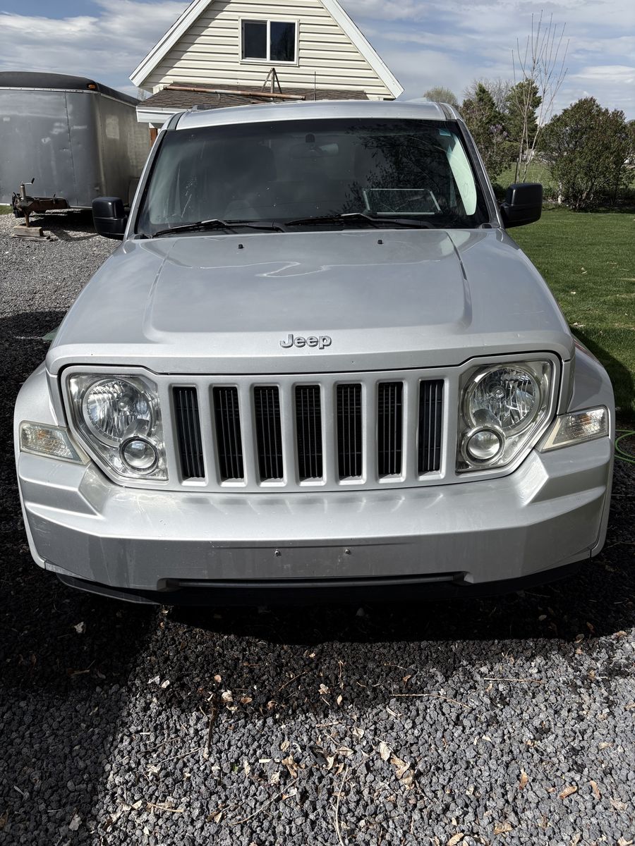 2011 JEEP LIBERTY