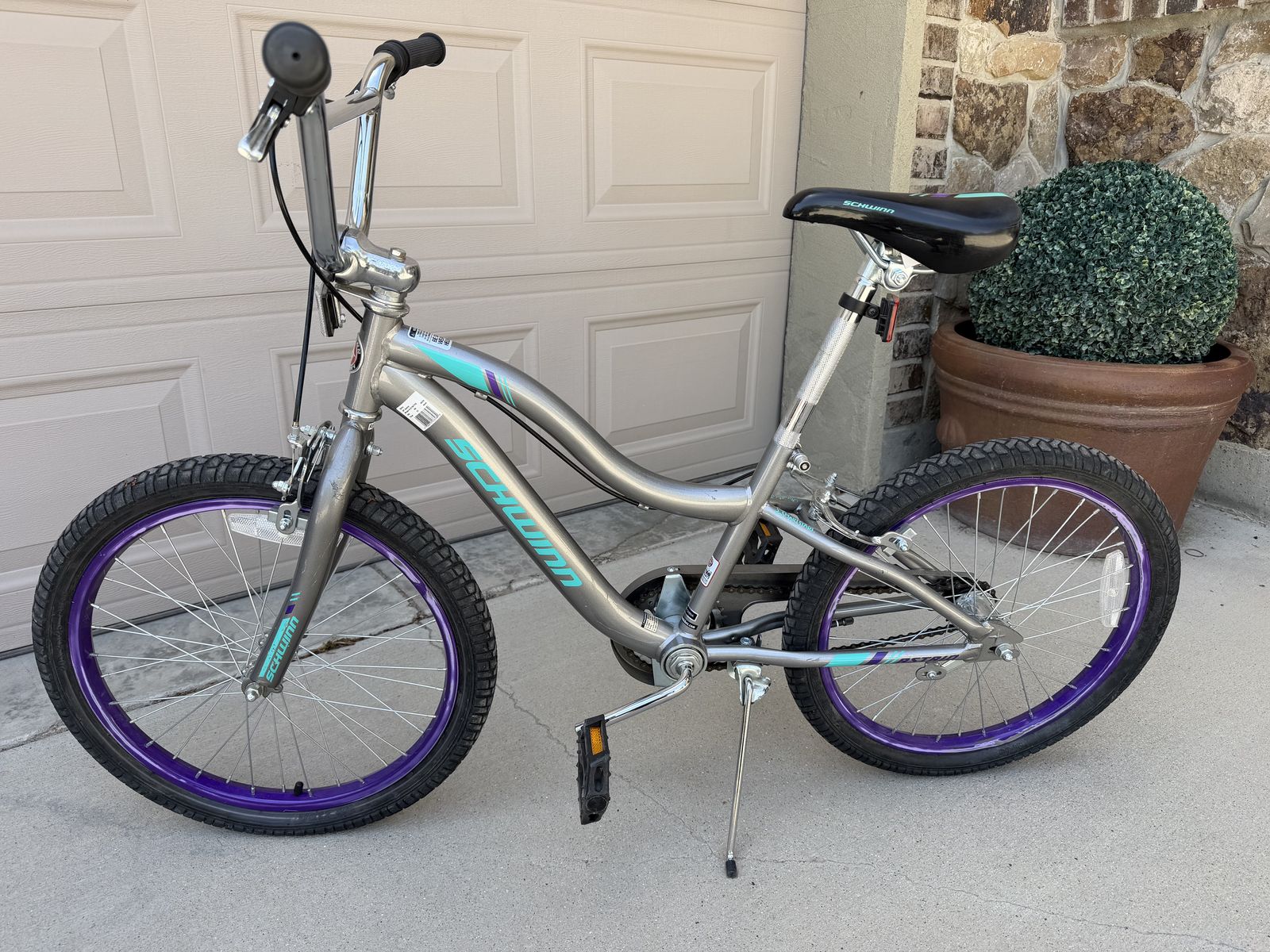 Schwinn Astrid Kids Bike, 20 Inch Wheel for sale