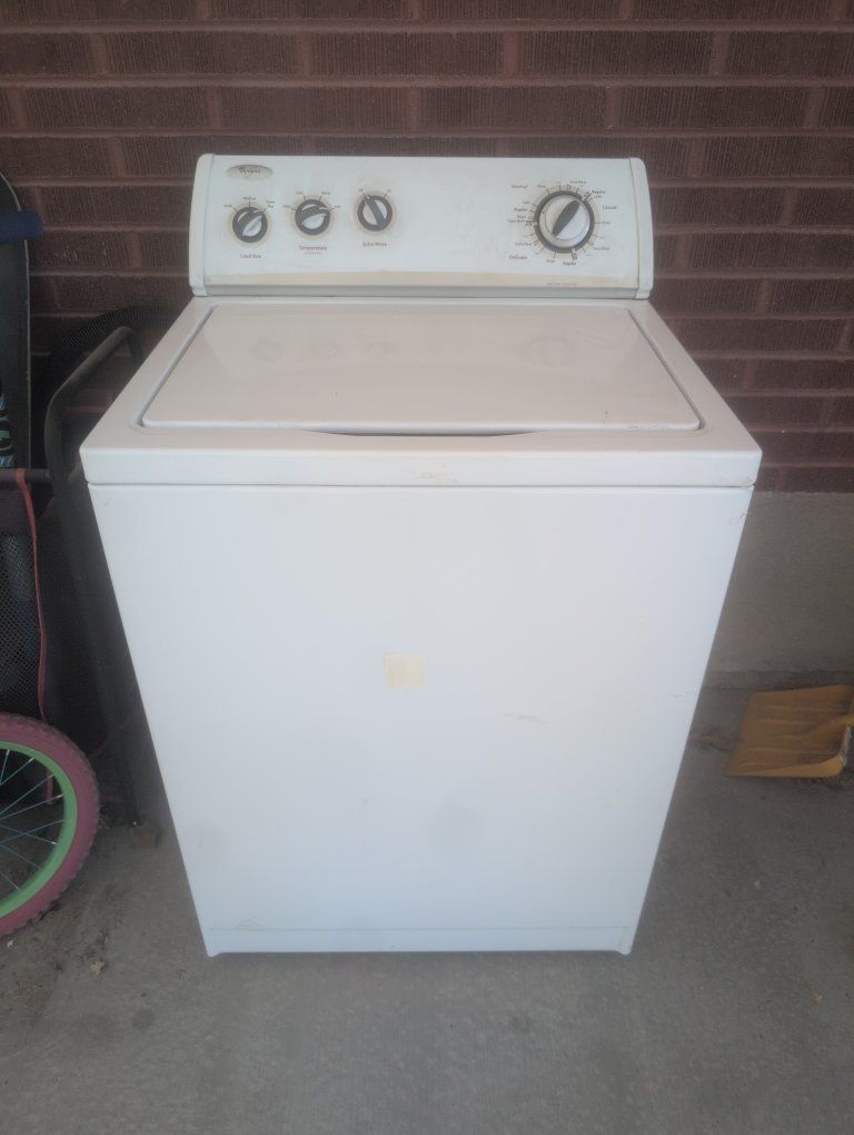Whirlpool White Top Load Washing Machine - Used
