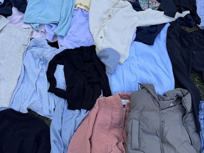 Closet sale! Free People, Aritzia, Lulu & more!