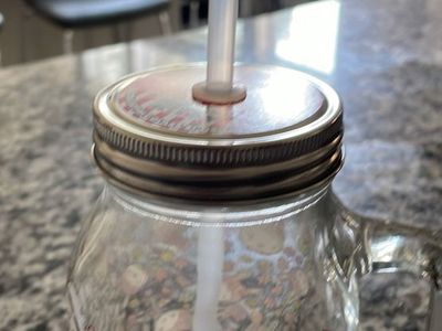 Brand New Hello Kitty Easter Bunny Mason Jar Glass Mug with Lid & Straw 21oz