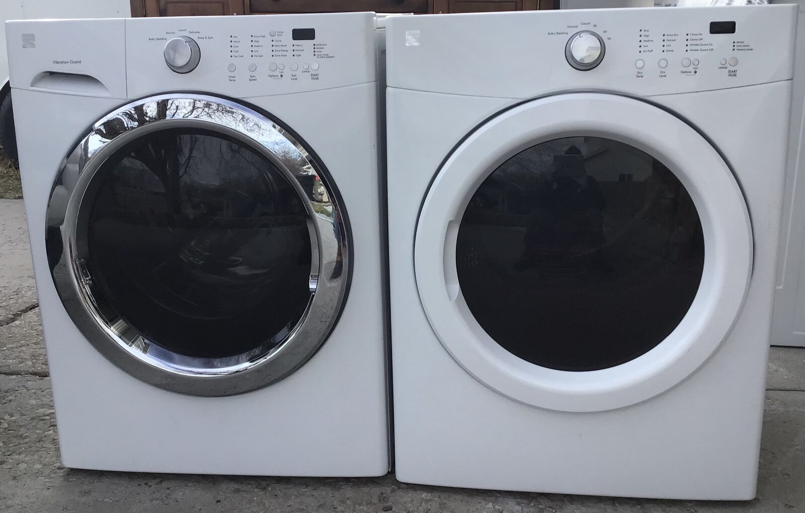 BEAUTIFUL KENMORE SUPER CAPACITY FRONT LOAD WASHER & DRYER. INCLUDES FREE DELIVERY, CAN BE STACKABLE!