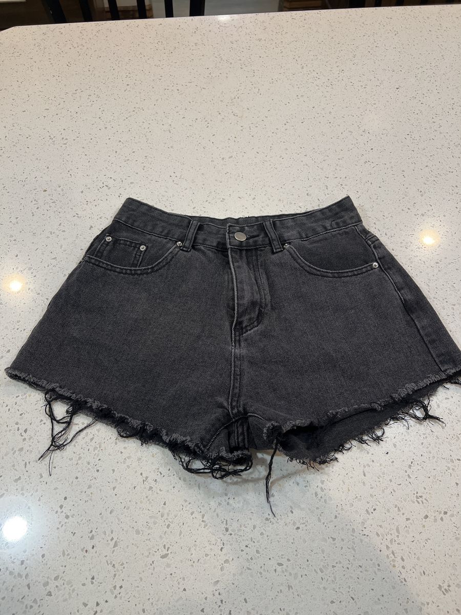 SHEIN Petite M Black Distressed Denim Shorts High Waist Raw Hem - Excellent Condition