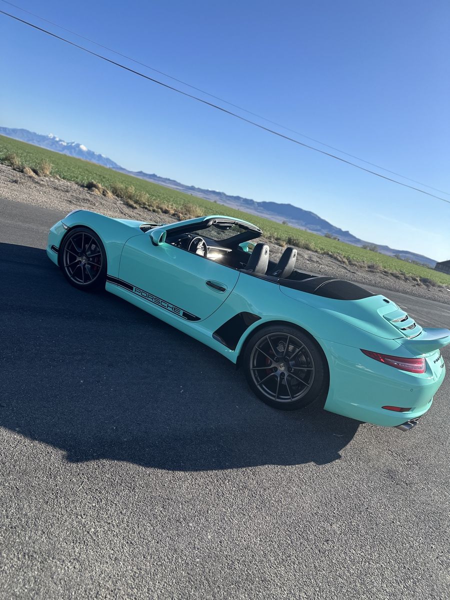 Main image 4