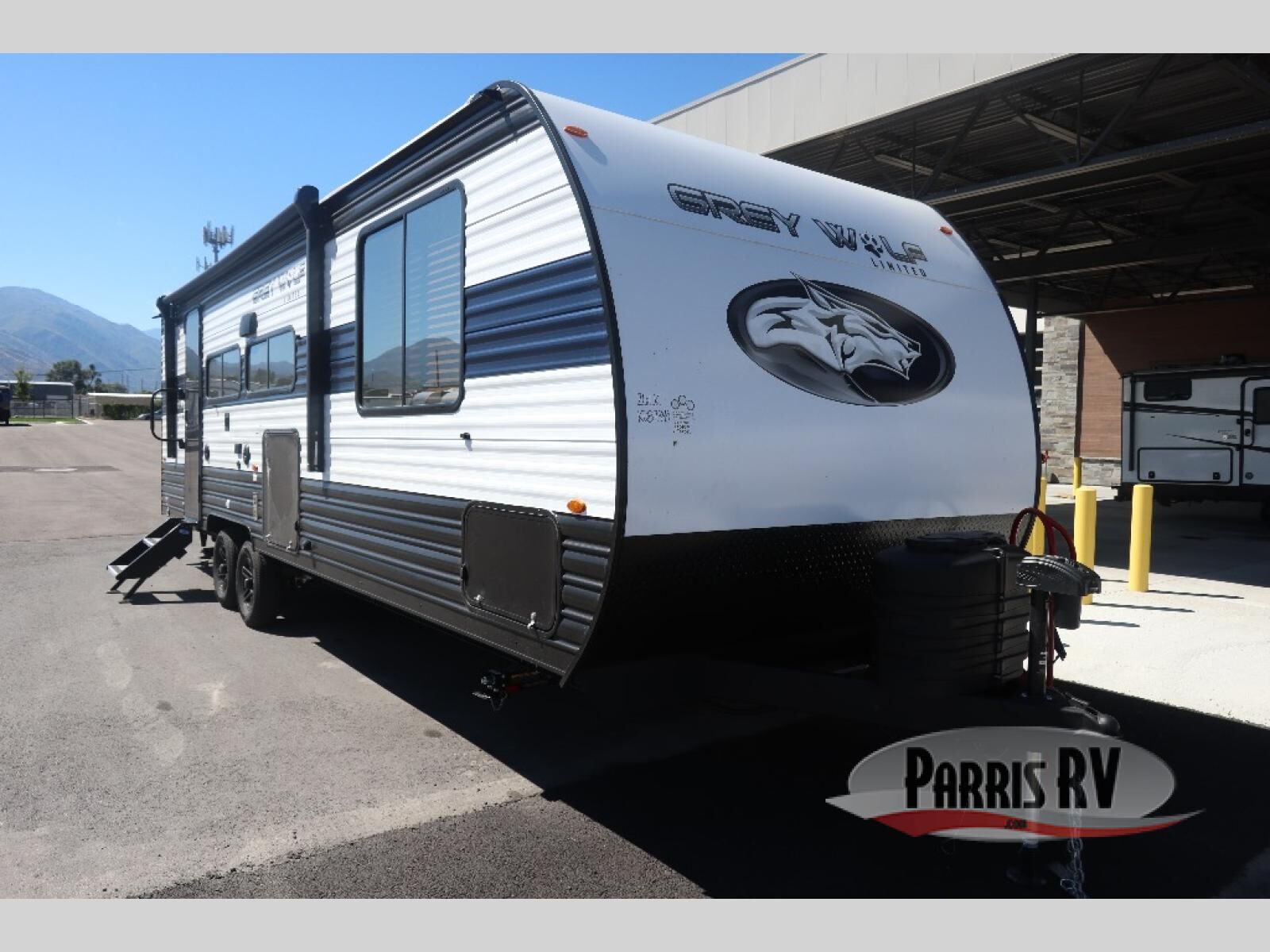 New 2024 Forest River RV Cherokee Grey Wolf 26LK
