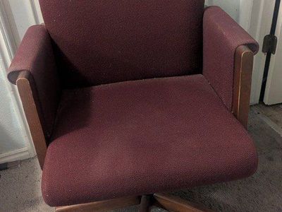 Office rolling chair