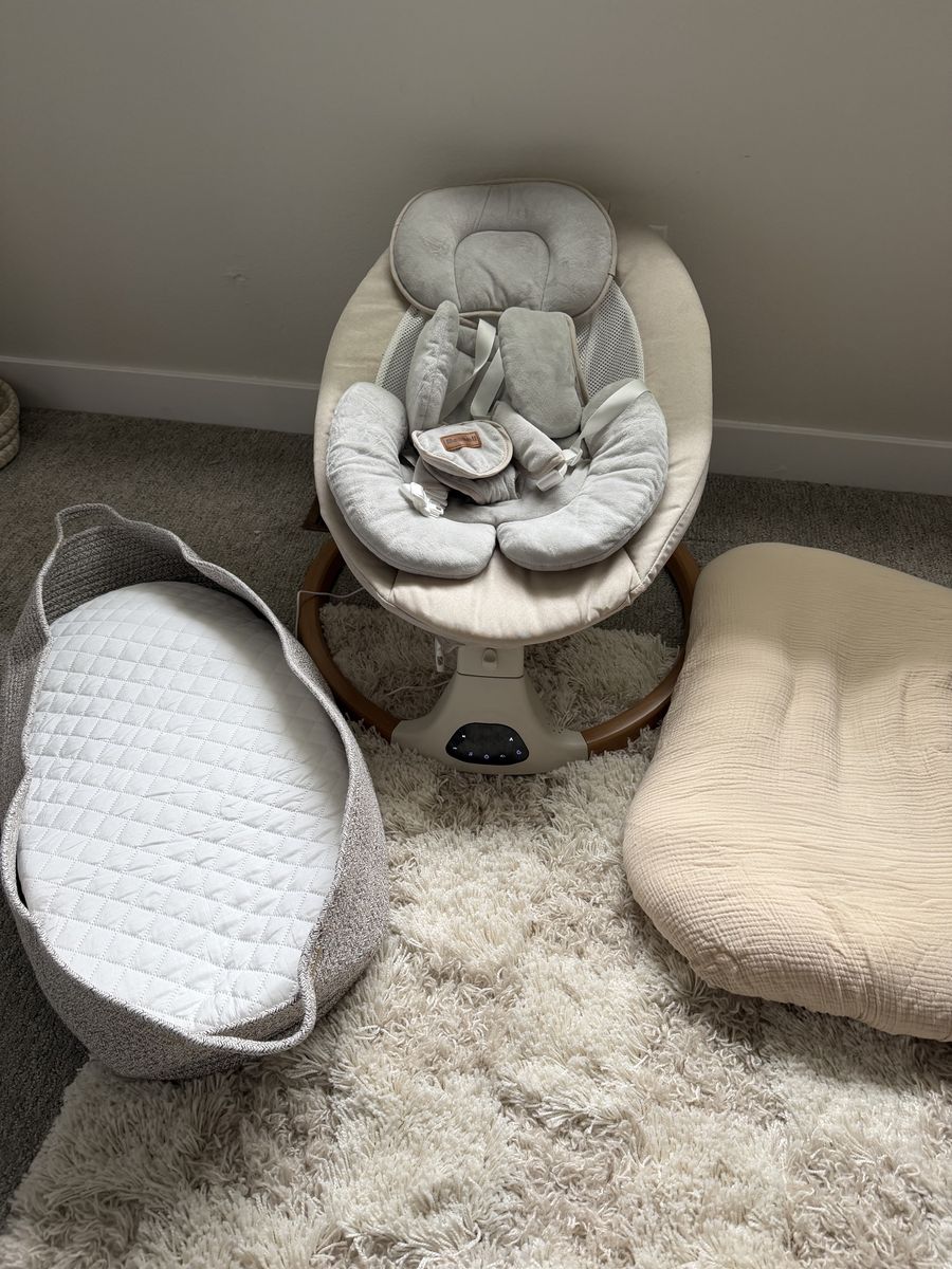 Baby swing