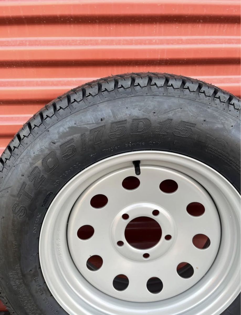New Qingda ST 205/75 D 15 Trailer Tire