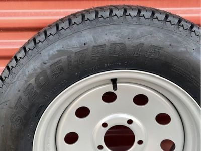 New Qingda ST 205/75 D 15 Trailer Tire