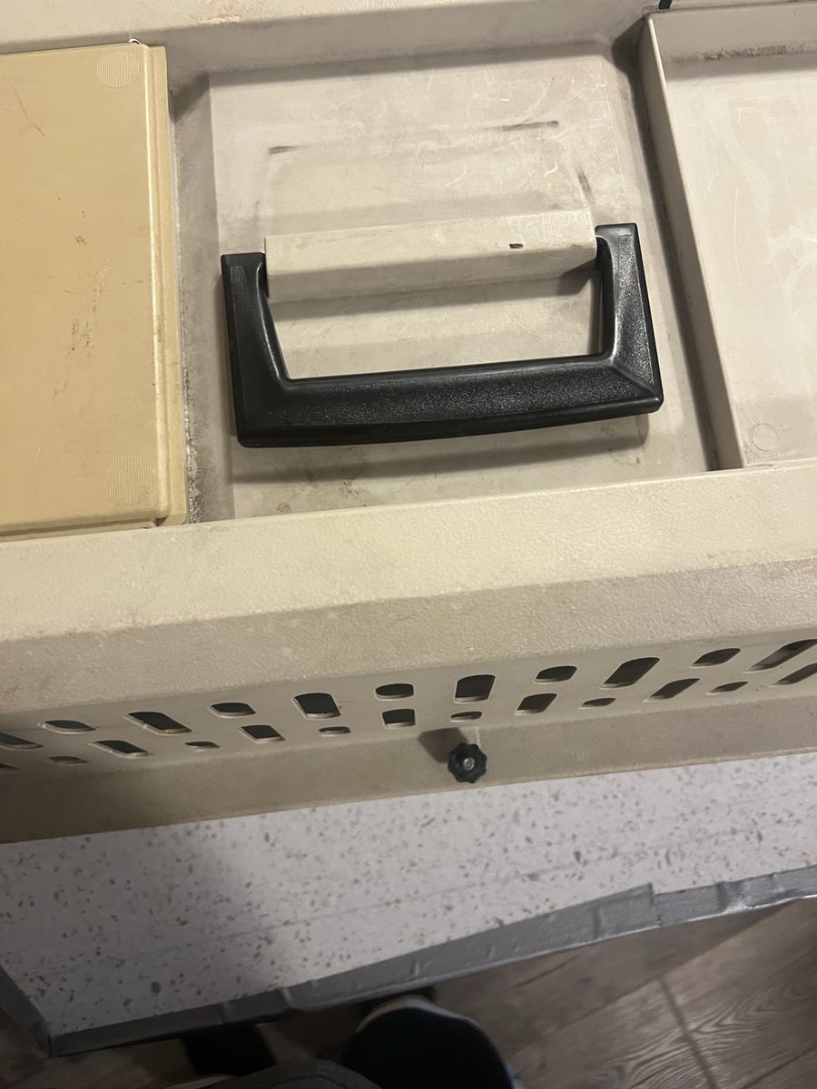Main image 3