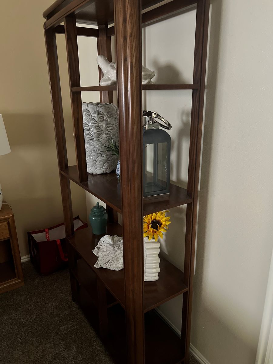 Display Shelf