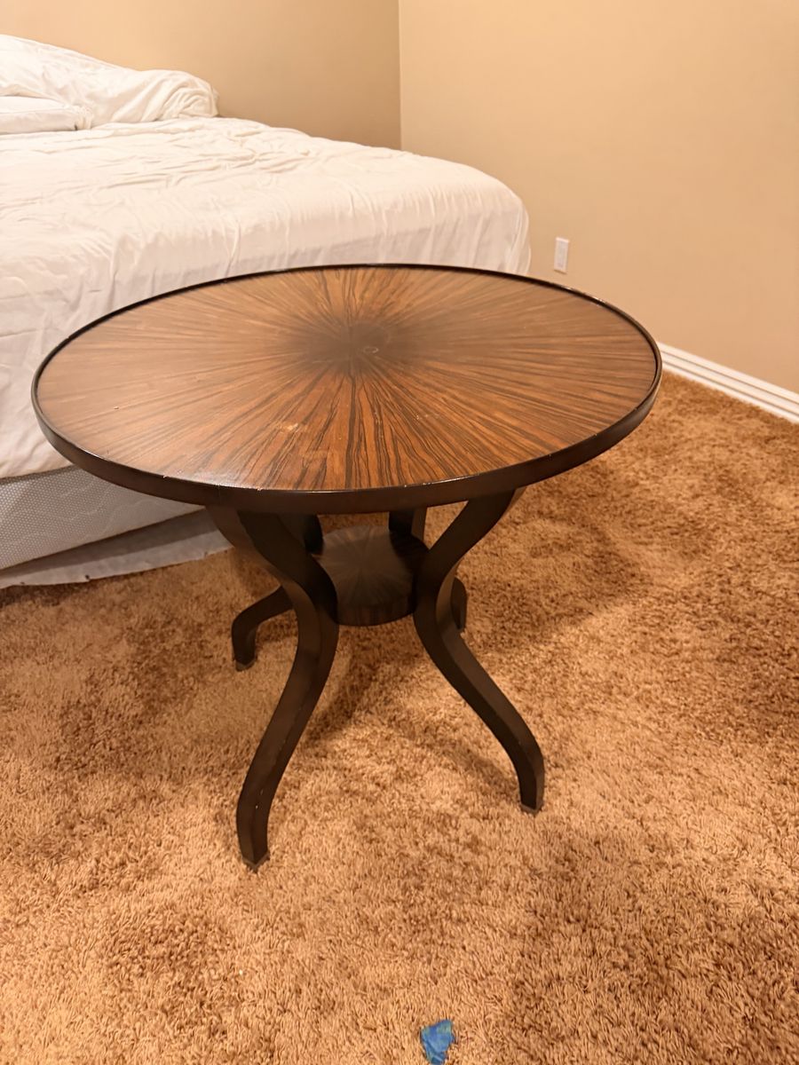 Round Wood Sunburst Accent Table with Curved Legs