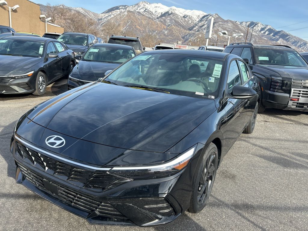 2026 Hyundai Elantra SEL Sport Premium