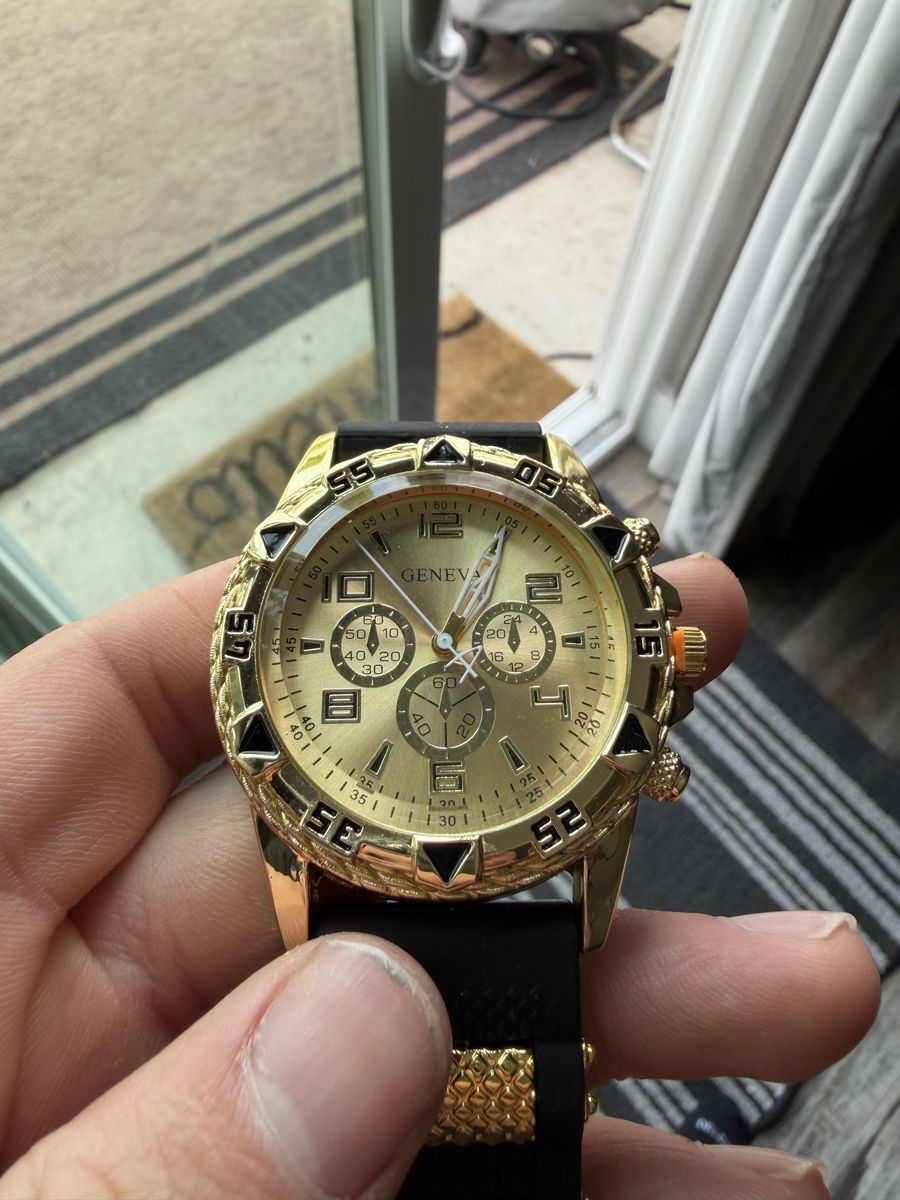 Men’s Geneva Gold & Black Watch – Luxury Style