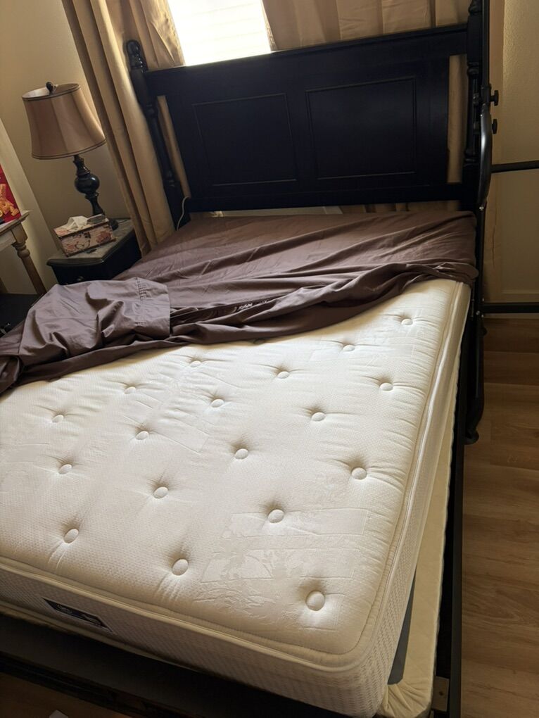 Bedframe And Mattress
