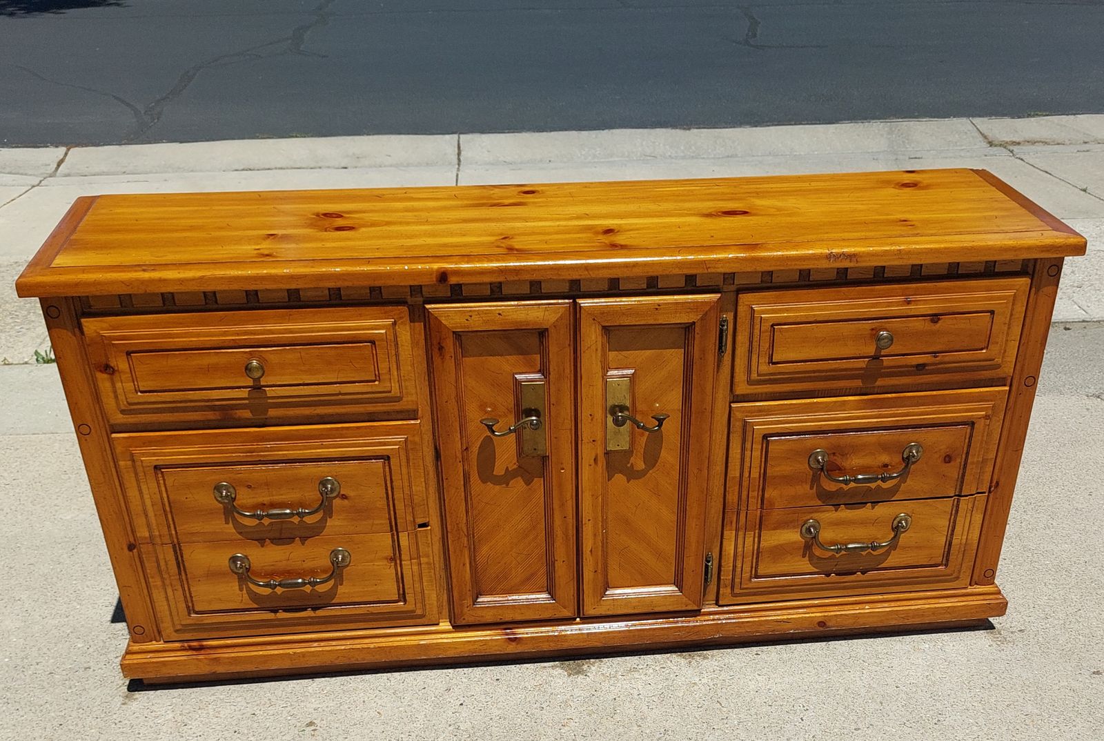 Dresser 9 Drawer Solid Wood