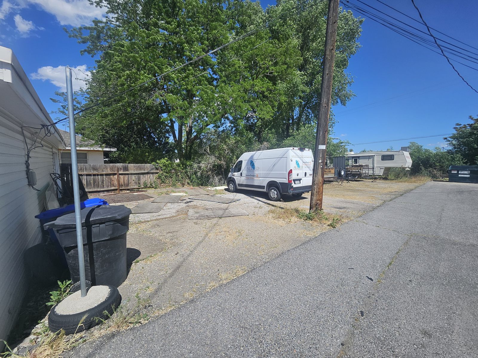 Main image 4