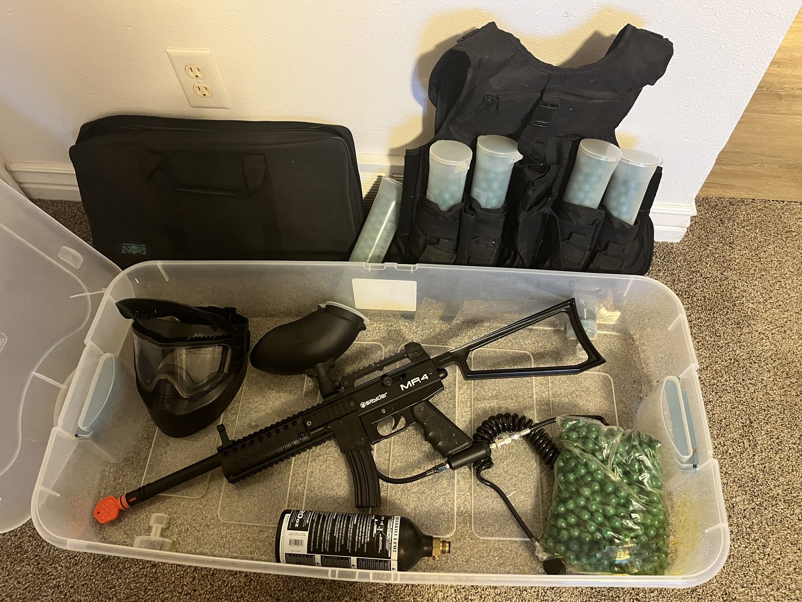 Spyder MR4 Paintball Marker Set with Mask, Vest, Tank, and Bag