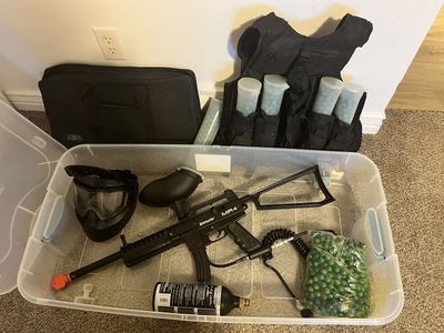 Spyder MR4 Paintball Marker Set with Mask, Vest, Tank, and Bag