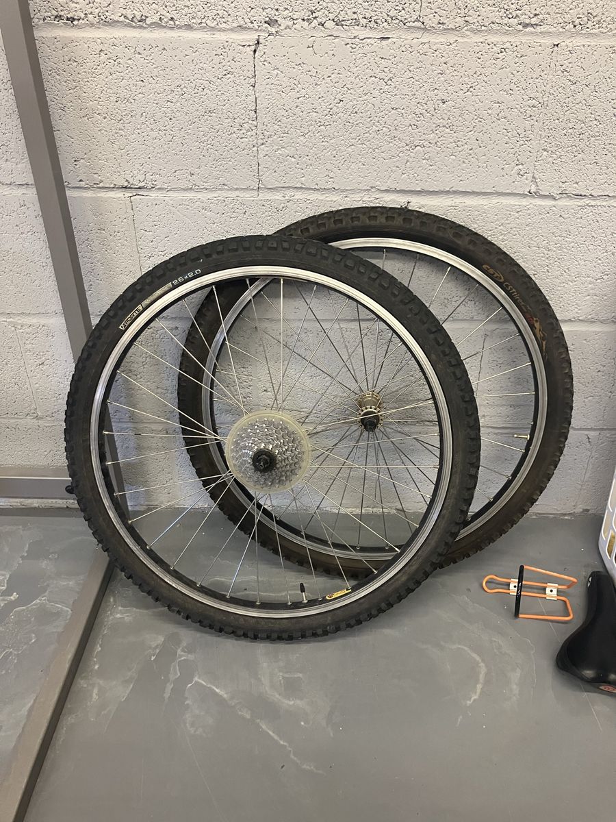 26” Bontrager Wheelset