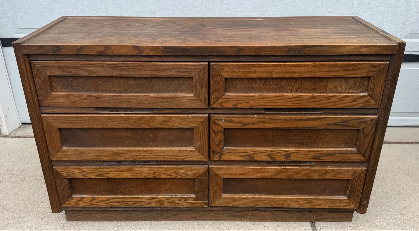 Solid dresser