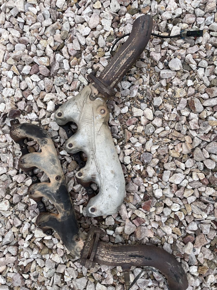Exhaust manifolds 