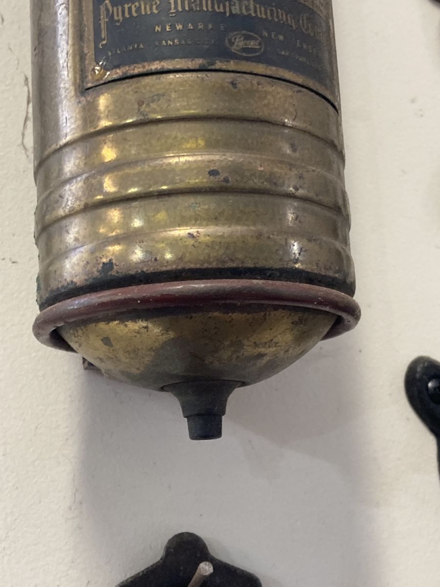 Main image 5
