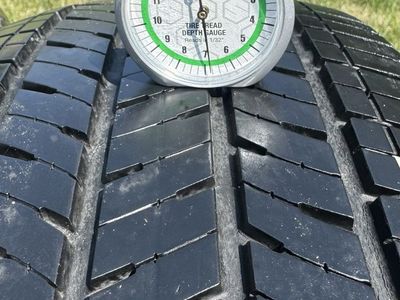 Set of 4 Bridgestone Ecopia H/L 422 Plus Tires - Good Tread Depth 7/32 seconds which is about 70-80% life