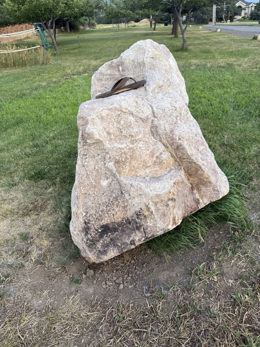 Large Landscape Boulder/Rock - Natural Outdoor Decor & Garden Accent