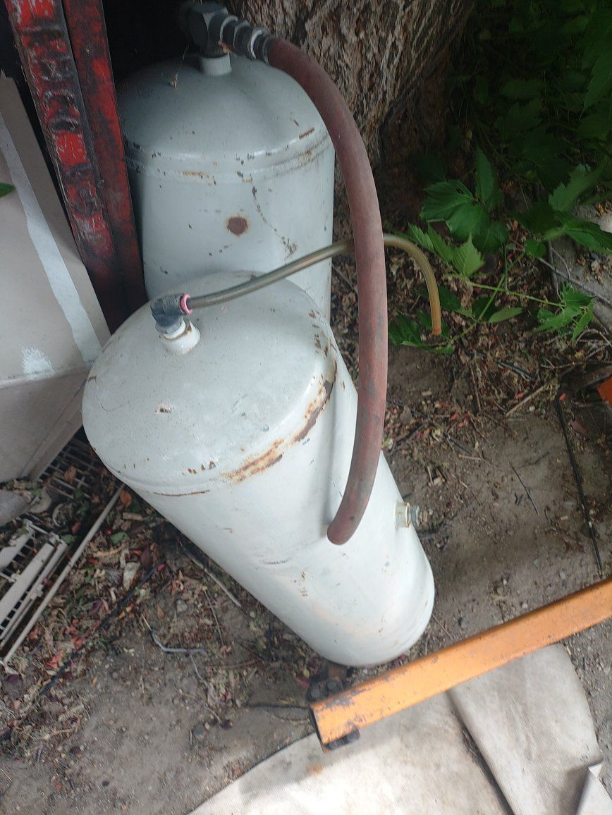 Industrial Air Tanks - Used Condition with Hoses
