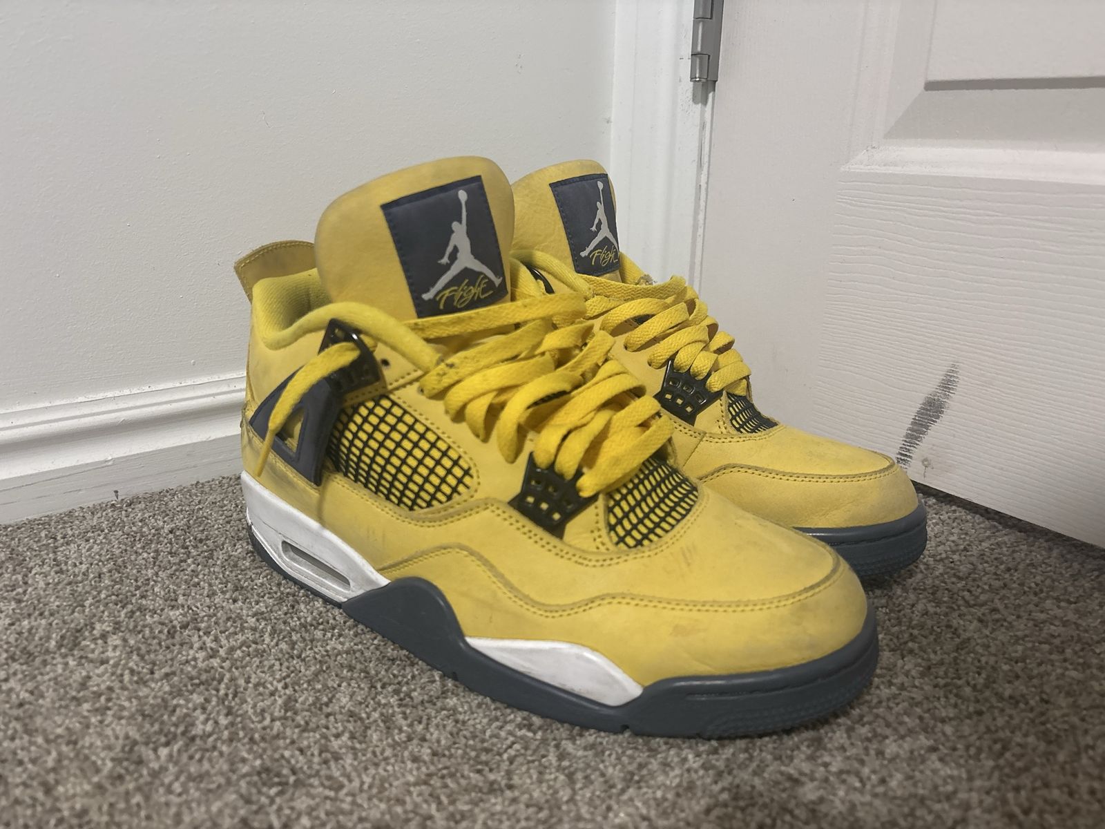 Nike Air Jordan 4 Retro Lightning Yellow Men's Size 11