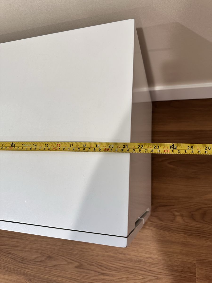Main image 7