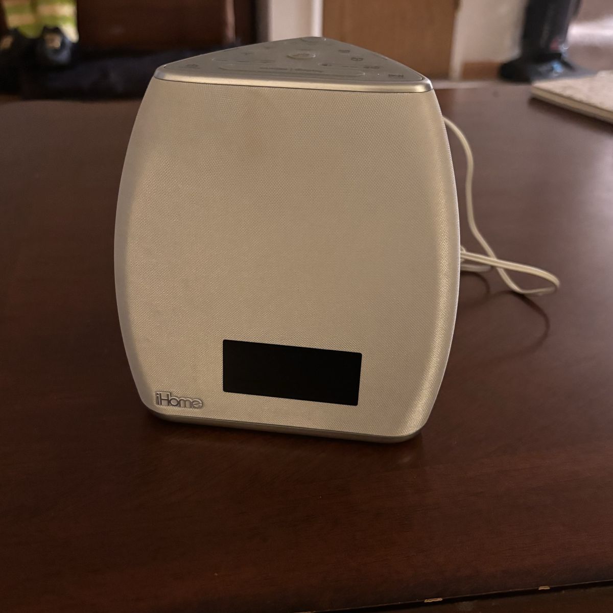 iHome White Bluetooth Alarm Clock Speaker with Sound Therapy