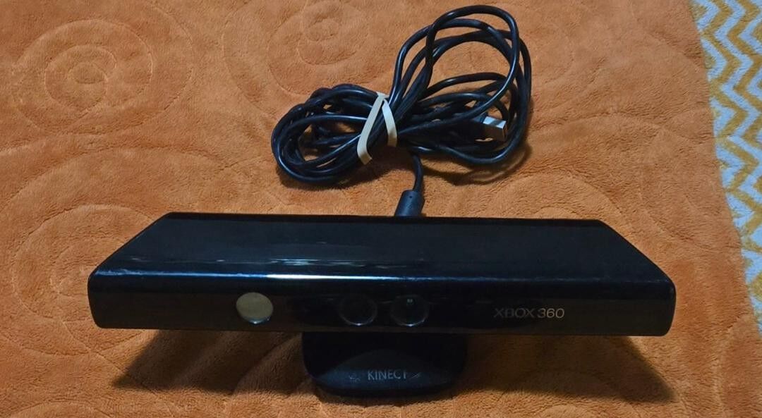 Xbox 360 kinect sensor! trades considered!