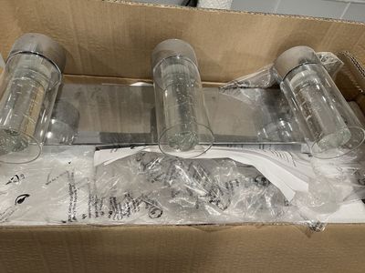 3 vanity light in chrome