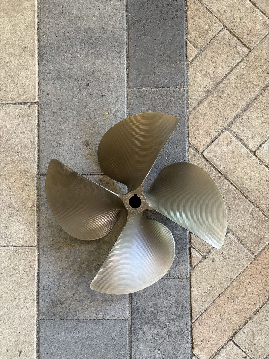 OJ Props 4-blade propeller