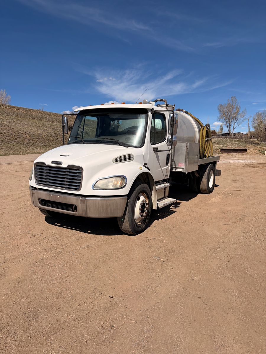2004 Freightliner M2 106 Business Class S/A Sewer/Vac Truck