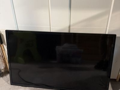32" Insignia Smart HD Fire TV (Model NS-32F201NA23)