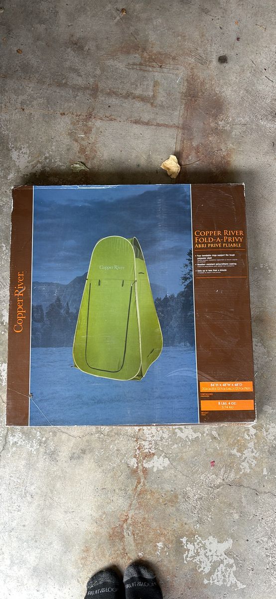 New Copper River Pop-Up Privacy Shelter (84"H x 48"W x 48"D)