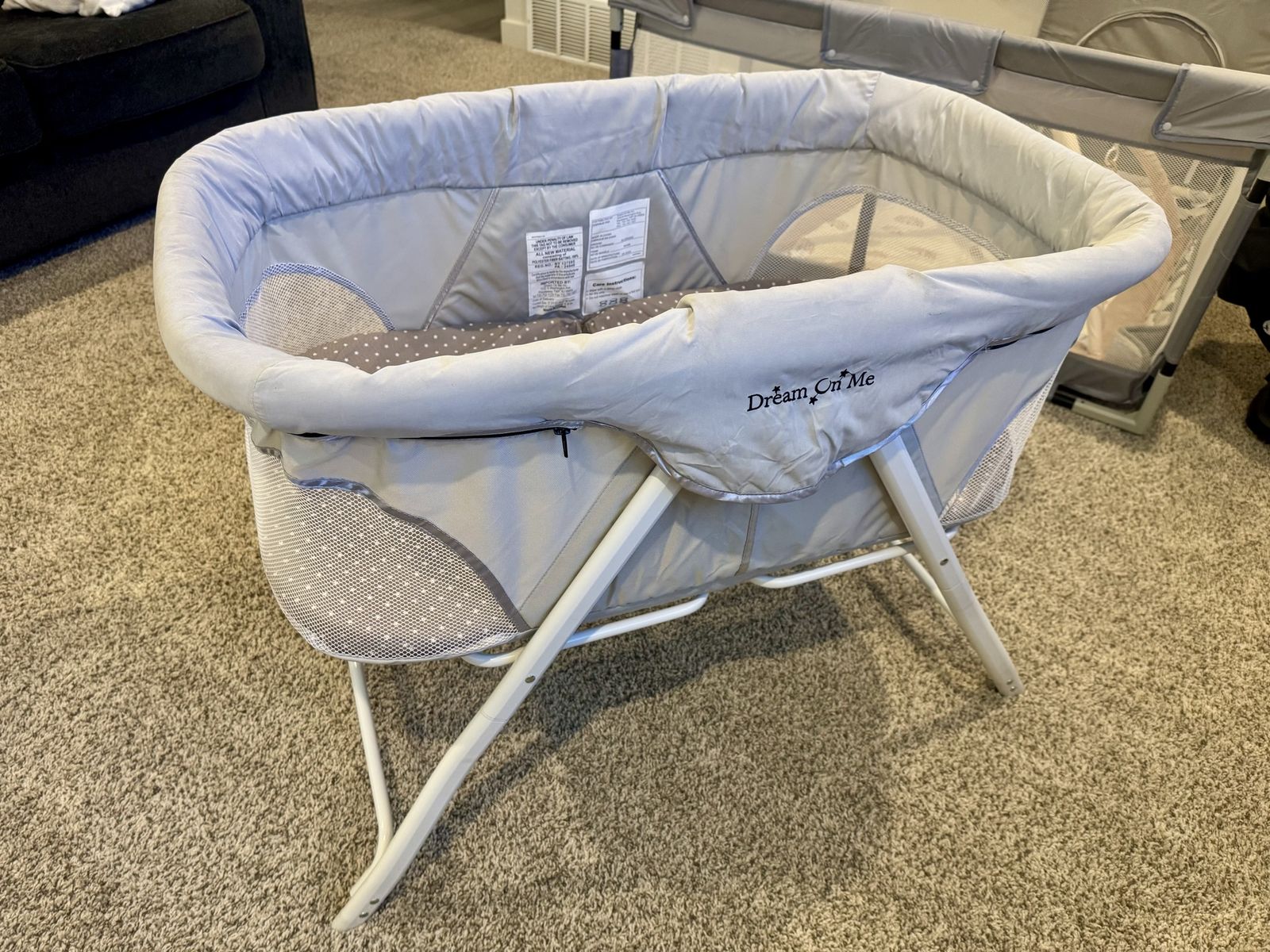 Dream On Me Grey Bassinet - Portable Baby Sleeper with Mesh Sides, Gentle Use