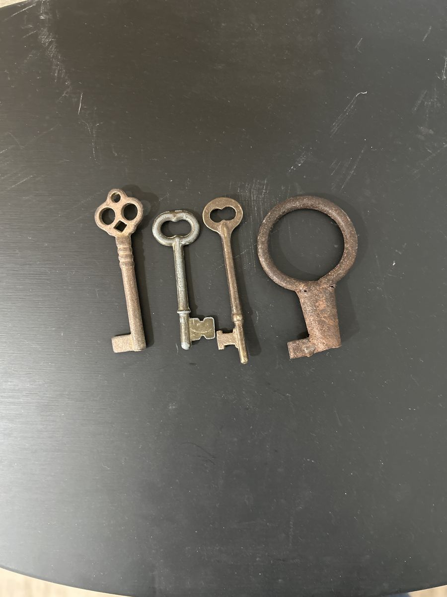 Antique Keys