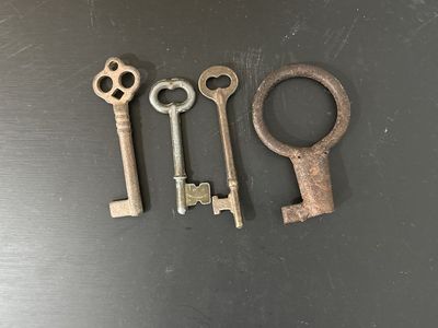 Antique Keys