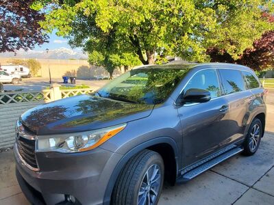 2014 TOYOTA HIGHLANDER XLE