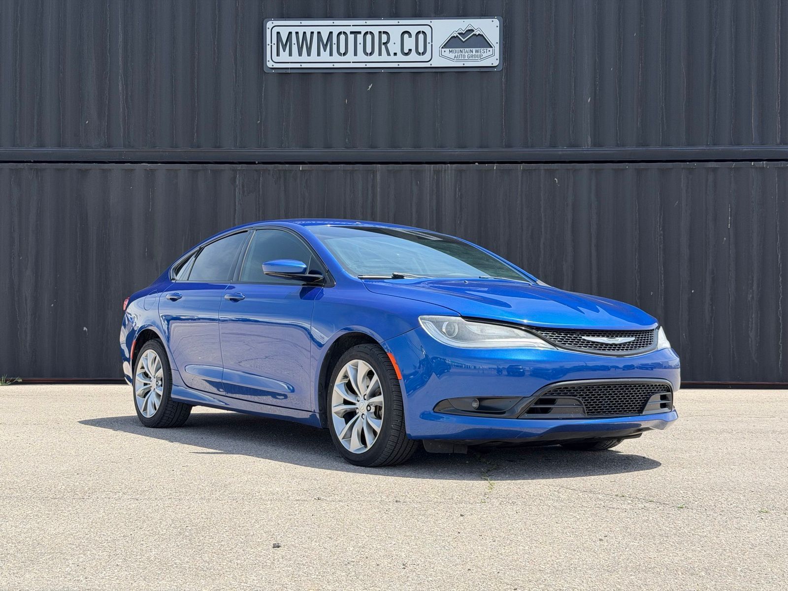 2016 Chrysler 200 S