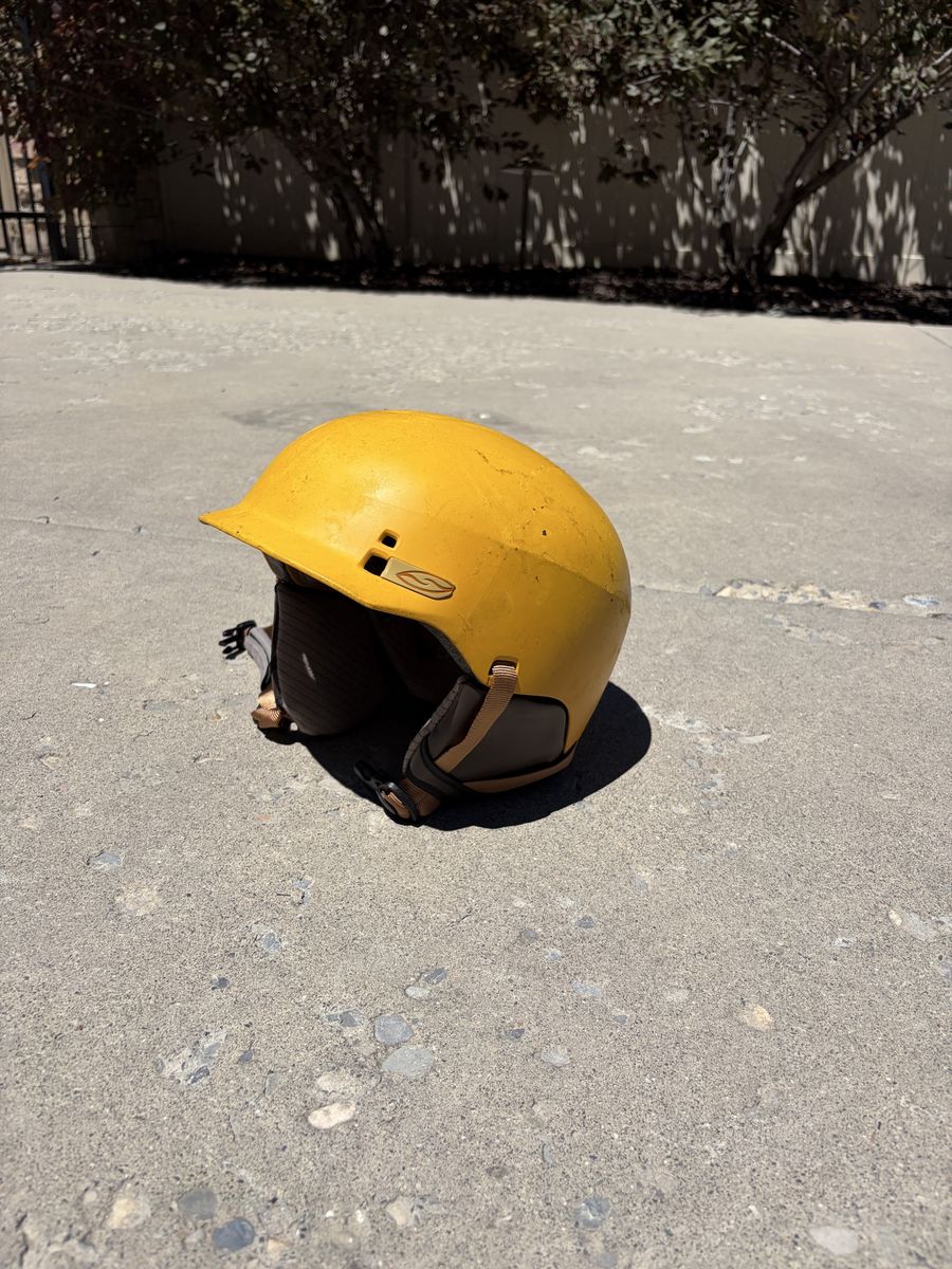 Smith Vintage 1965 Yellow Ski/Snowboard Helmet - Size Medium/Large