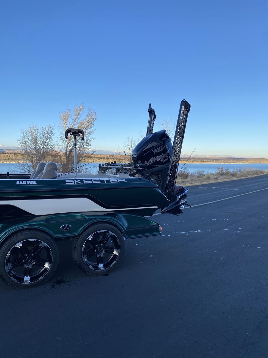 10’ Minn kota raptors